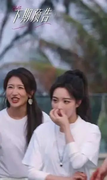 第五季｜期待下期的中年组合约会两个没边界感的神人可以锁了，抠完我的摸你的半熟恋人