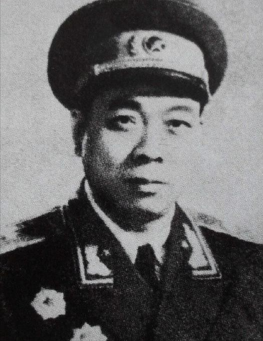 1971年9月13日凌晨，一个决定改变了历史走向，北京卫戍区司令员吴忠做出了一个