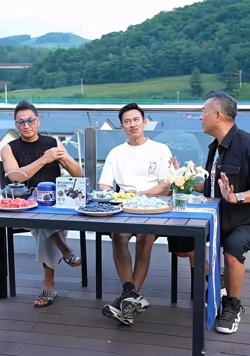 万万没有想到，他们都是一伙的！