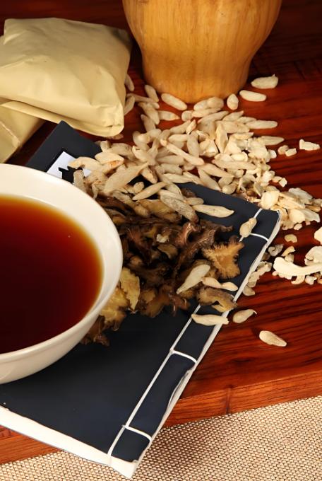 胆囊息肉调理乱象：90%的人顺序搞反，按这三步效果显著不少体检发现胆囊息肉的