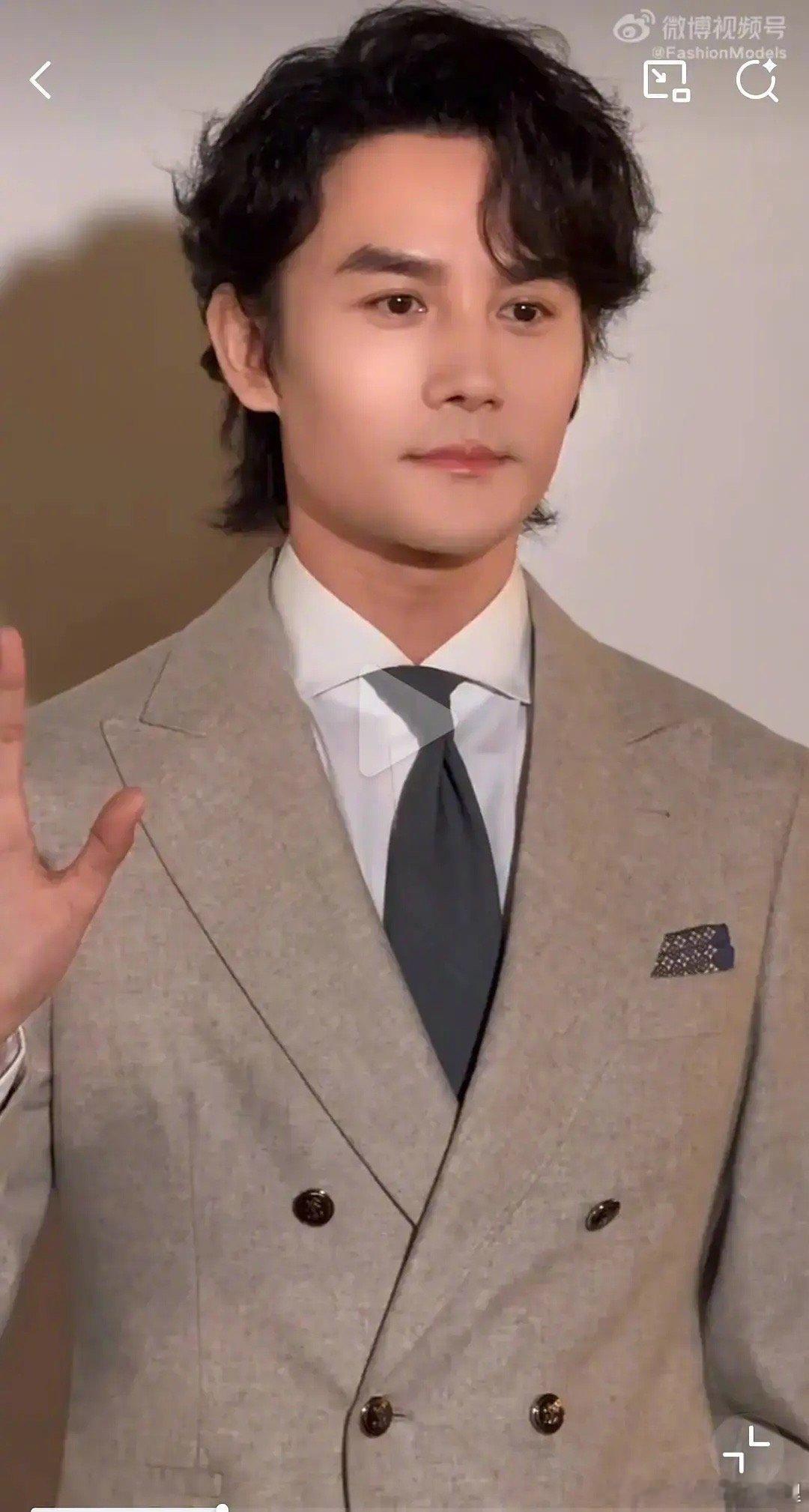 好久没见王凯了，颜值维持的怎么样？