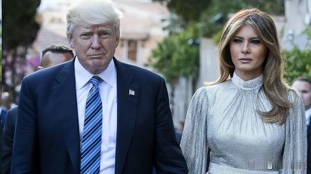 阿曼达被ICE带走那天，哭了整整一上午。她在特朗普身边待了20年。从棕榈滩的