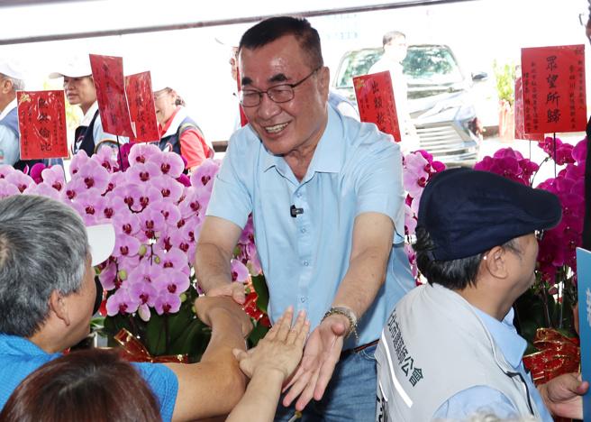 新北市长选举将近，《震传媒》今(23)日公布最新民调，民进党参选人苏巧慧支持度3