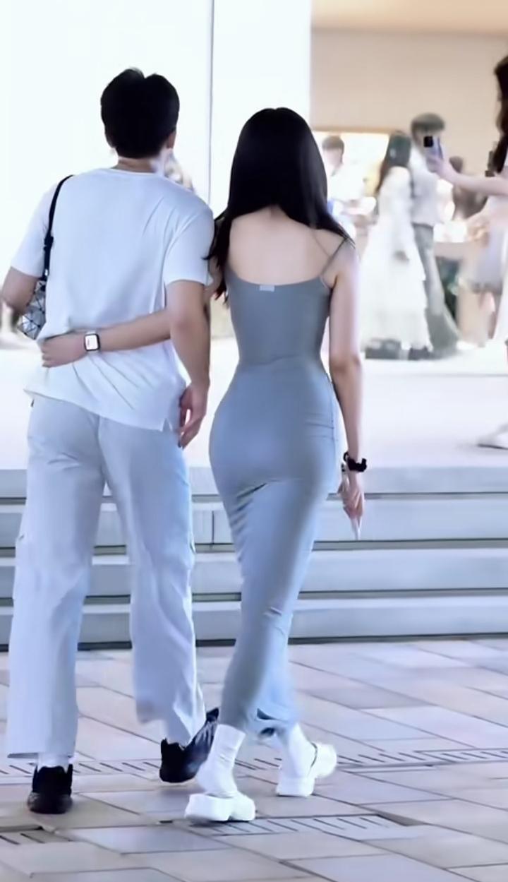 还是别人的女朋友身材好！