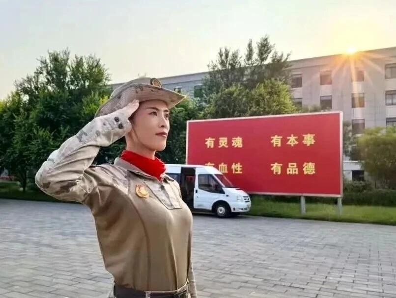 #九三大阅兵##抗战胜利80周年##勿忘国耻，铭记历史，爱我中华#巾帼不让