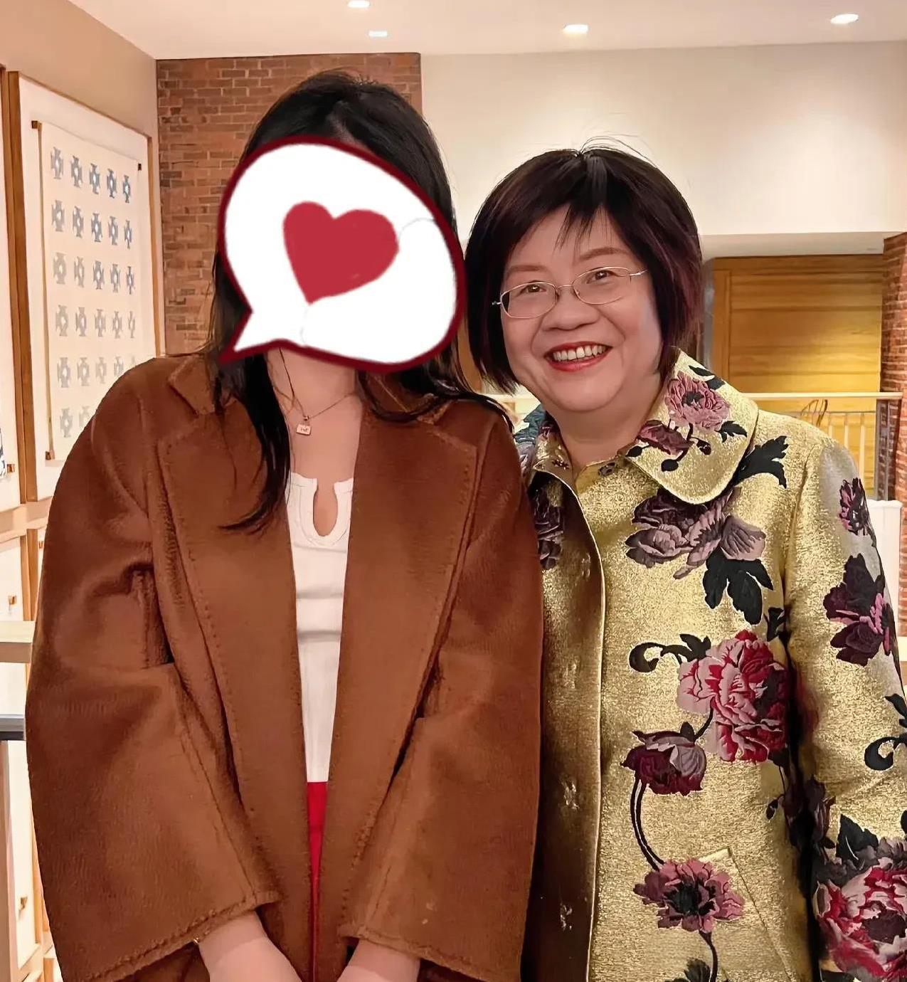 李国庆和张丹红大婚，给所有的女人提了个醒只要自己有赚钱能力，咱们就可以像李国