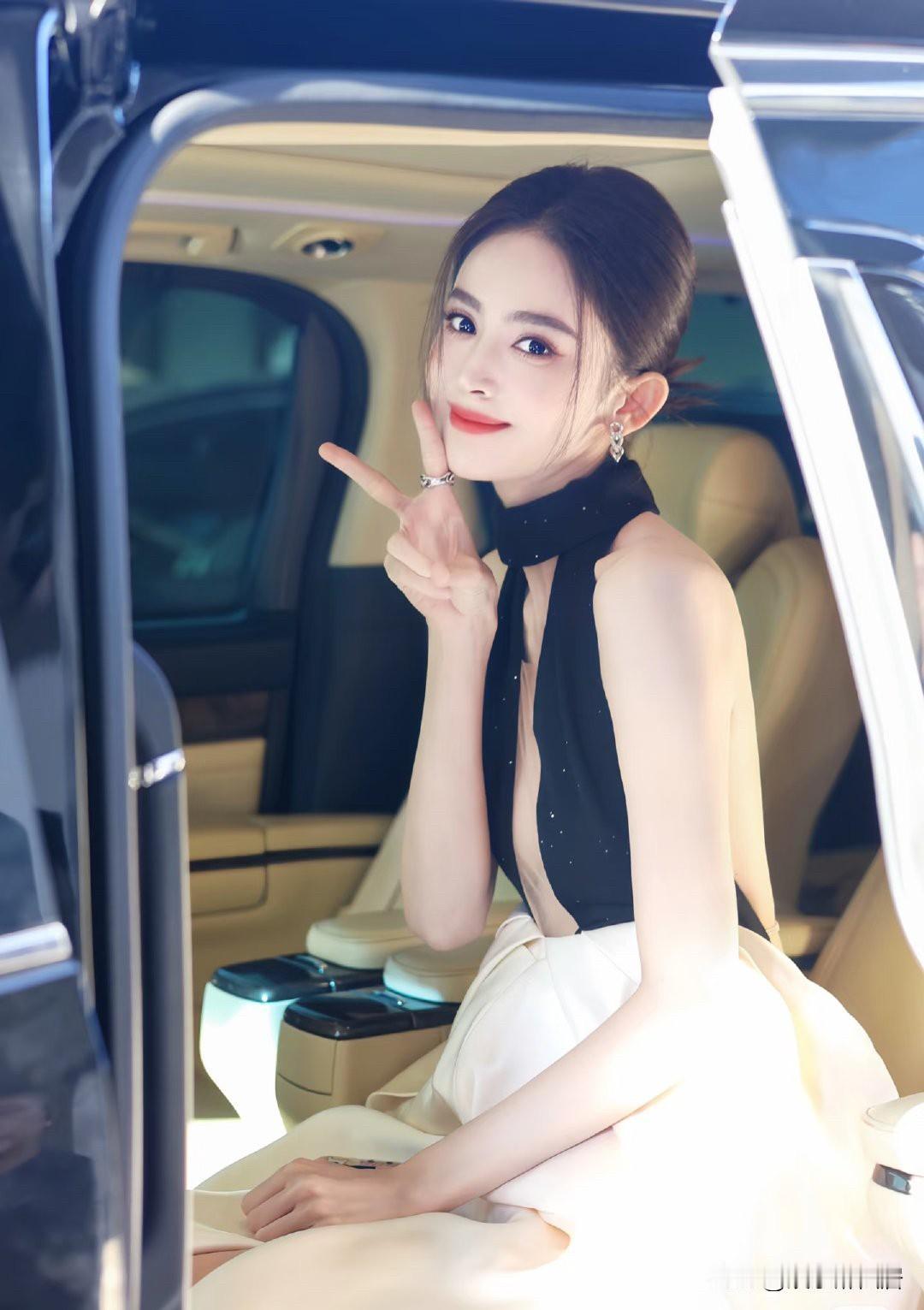 娜扎现在定位就是“花瓶”？我不这么看但又说不出来她的代表作网传说她的《赴山