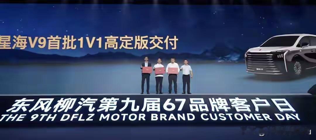 外行看热闹，内行看门道。南京博物院原院长徐湖平刚刚被带走3天，12月26日上午