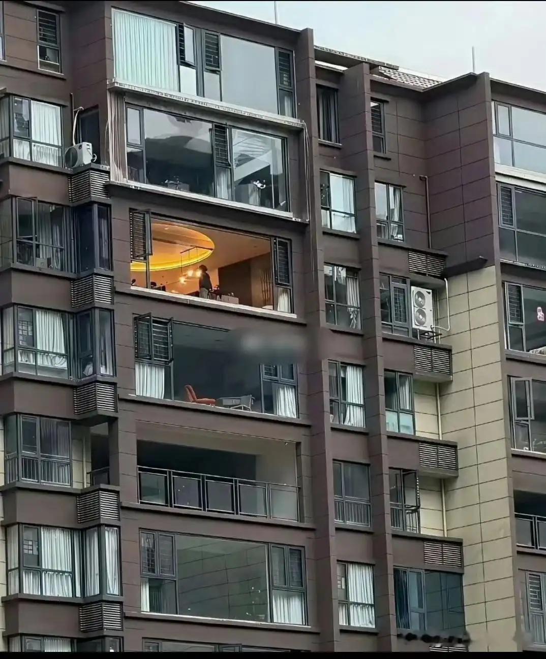 窗户越大隐私越少你们觉得呢？？