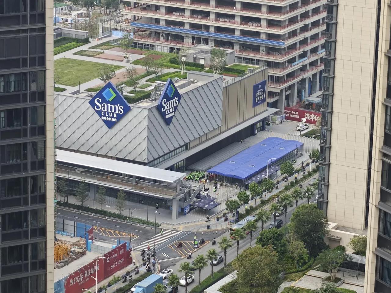 深圳宝安山姆今天正式开业!是深圳第5家山姆开业当天便被吐槽:停车费太贵!地方