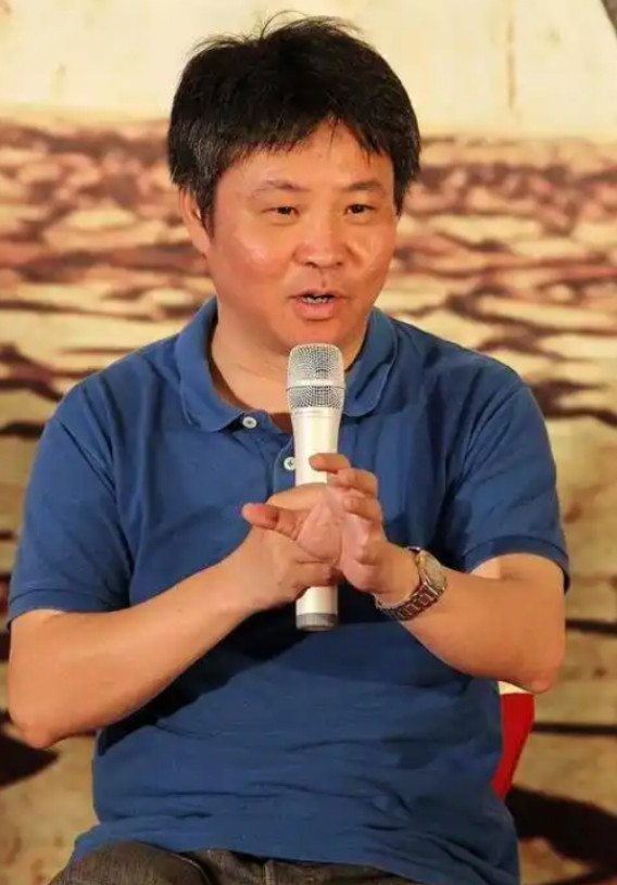 余华话很扎心：“你身边80%的人都希望你没饭吃，人性本身就是自私的，大多数人首先