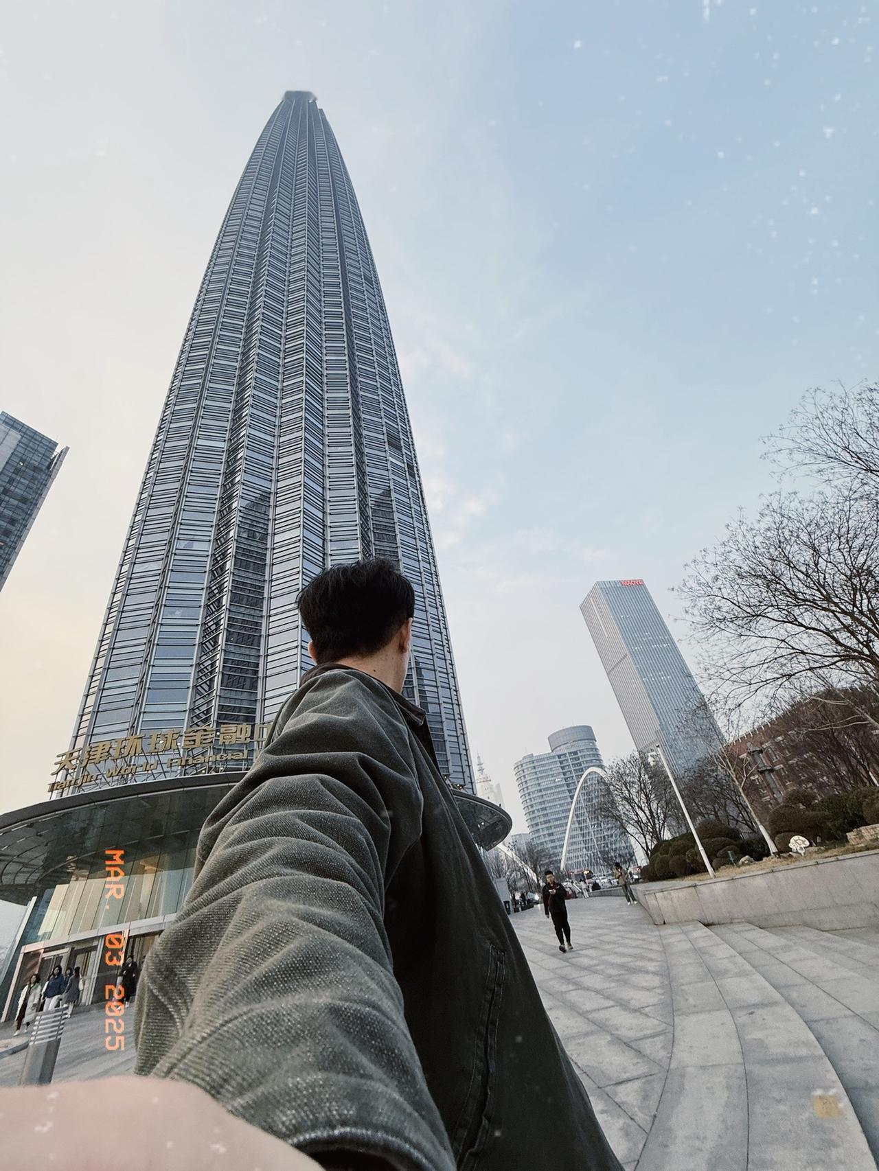 建筑是一座城市的名片，初次来天津，不愧是直辖市👍建筑很漂亮很高级！天津天津同