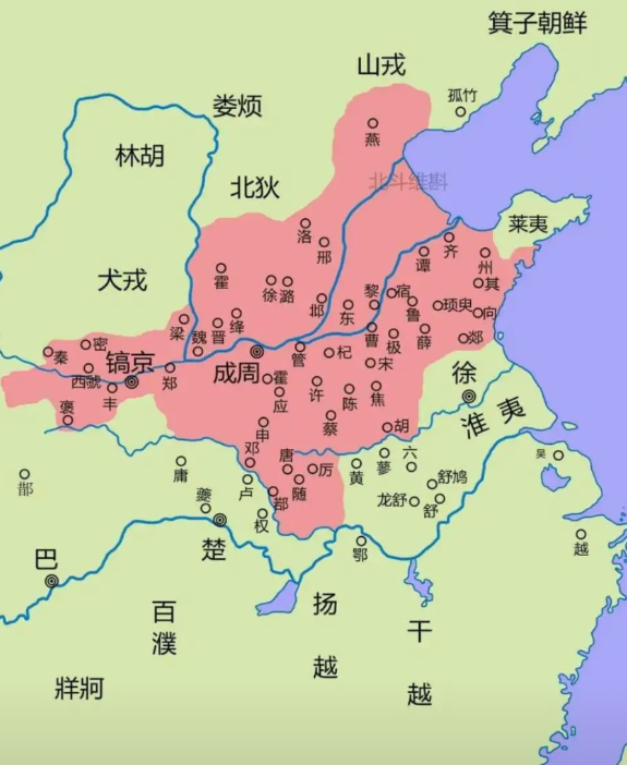 春秋战国应该是我国的第一次领土大扩张时期，而大扩张的根源，来自于周朝的分封制。