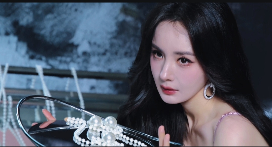 杨幂｜流光映珠玉，美人自风华[爱心]​​​