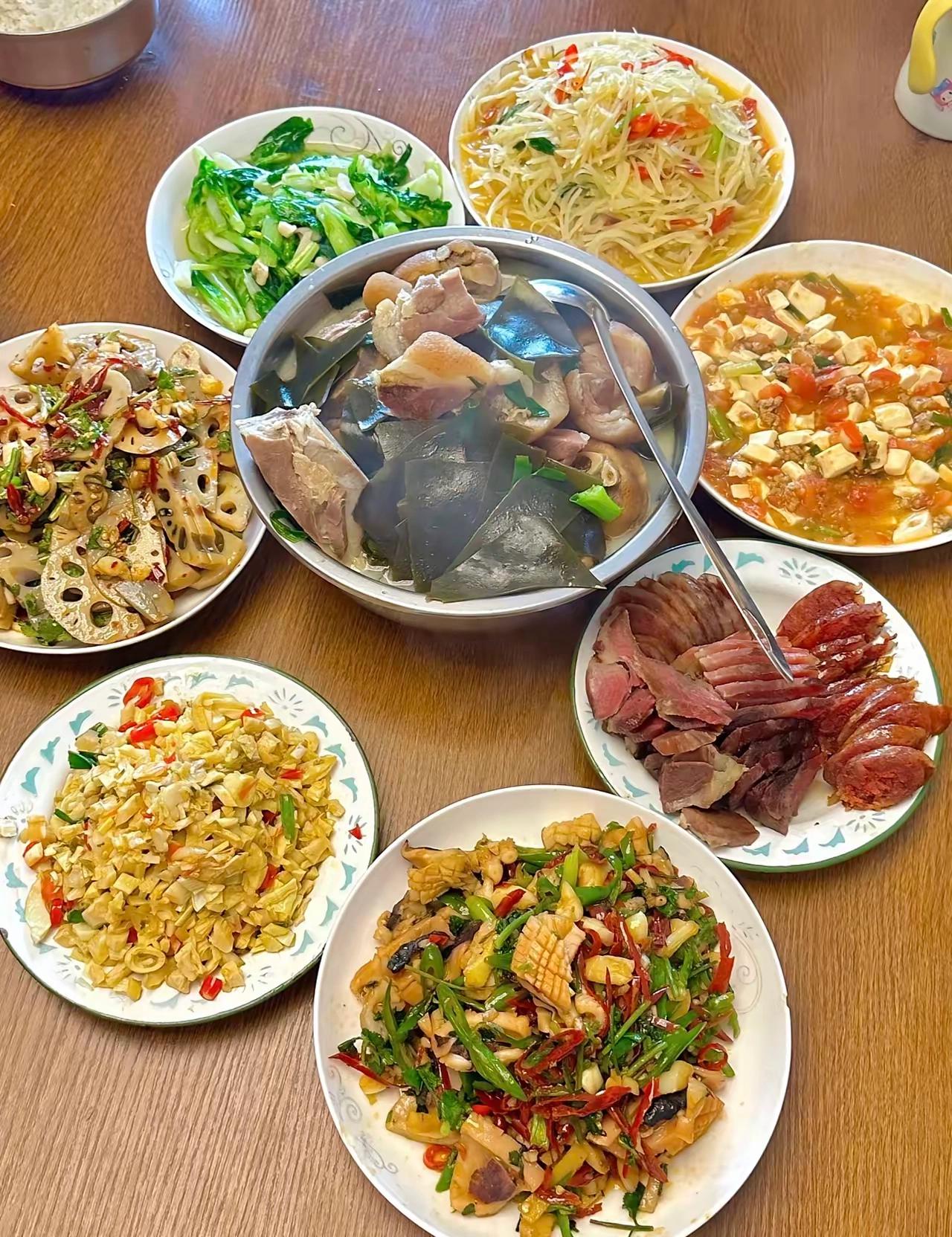 奉劝大家：要舍得吃这几样东西第一，牛肉。牛肉别总当大菜，当"救急肉"。别一味