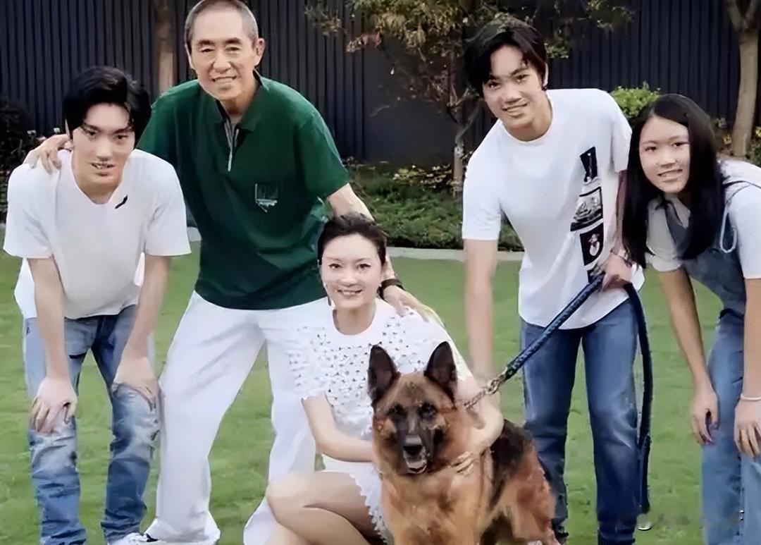 目前只是吃瓜吧！这瓜从2022年就开始冒苗头了，当时陈婷用了11年的“张艺谋