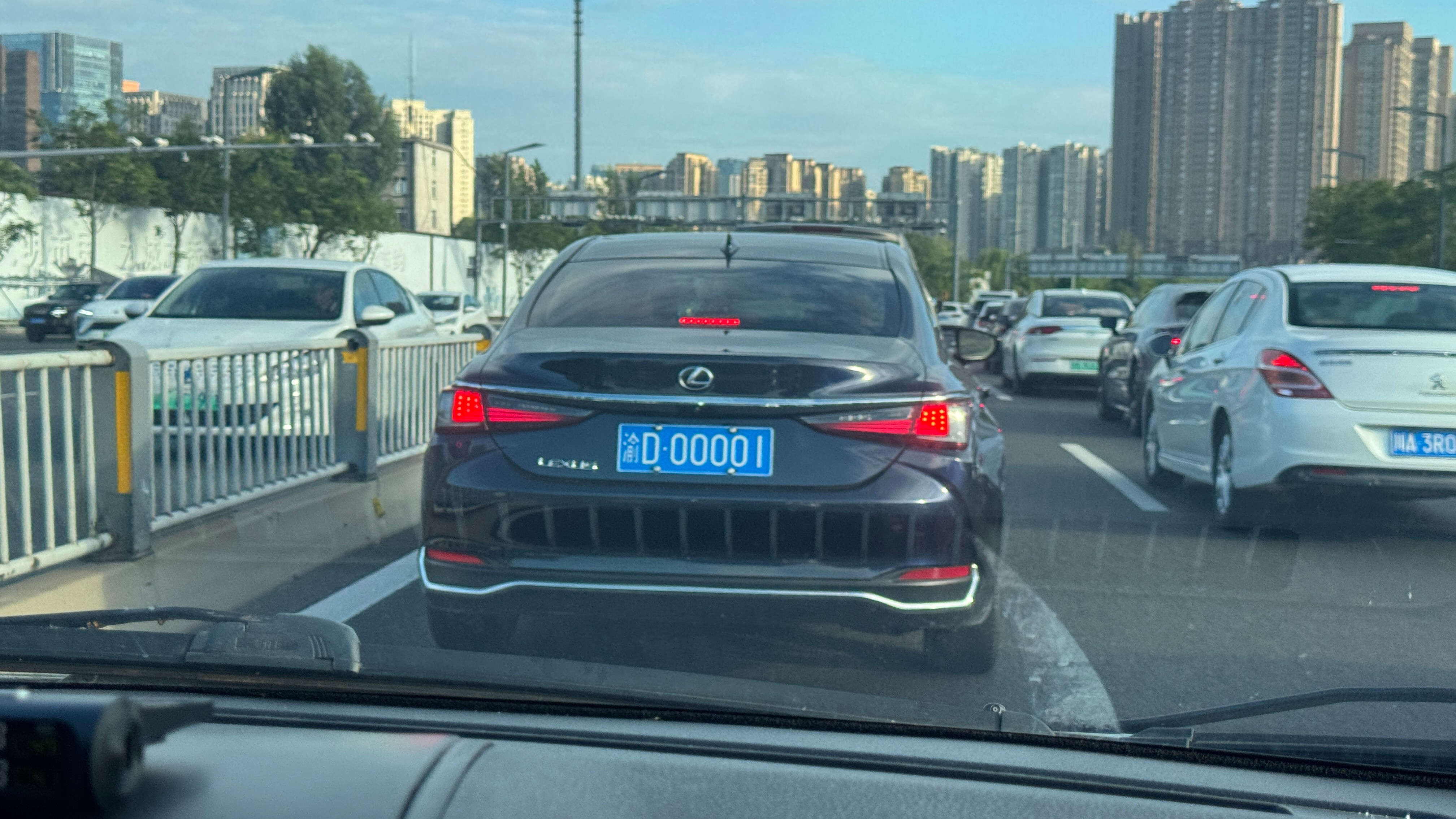 好牛的车牌​​​