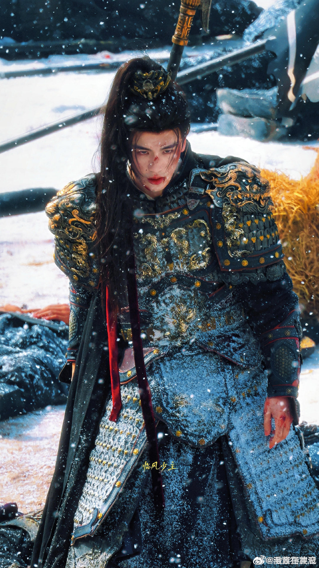 张凌赫谢征口碑谢征凭独特人设与张凌赫走心演绎圈粉，演技细节拉满，角色适配度超高