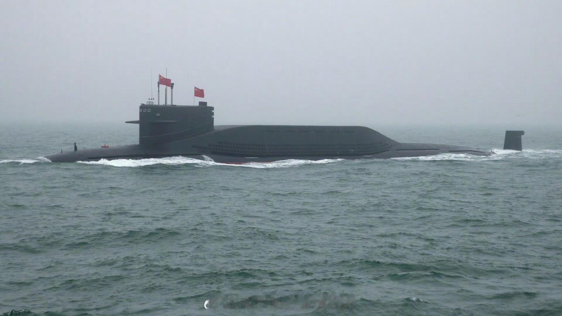 【军事武器装备中国海军成功组织潜射战略导弹试射】新华社北京7月6日电（于晓泉、
