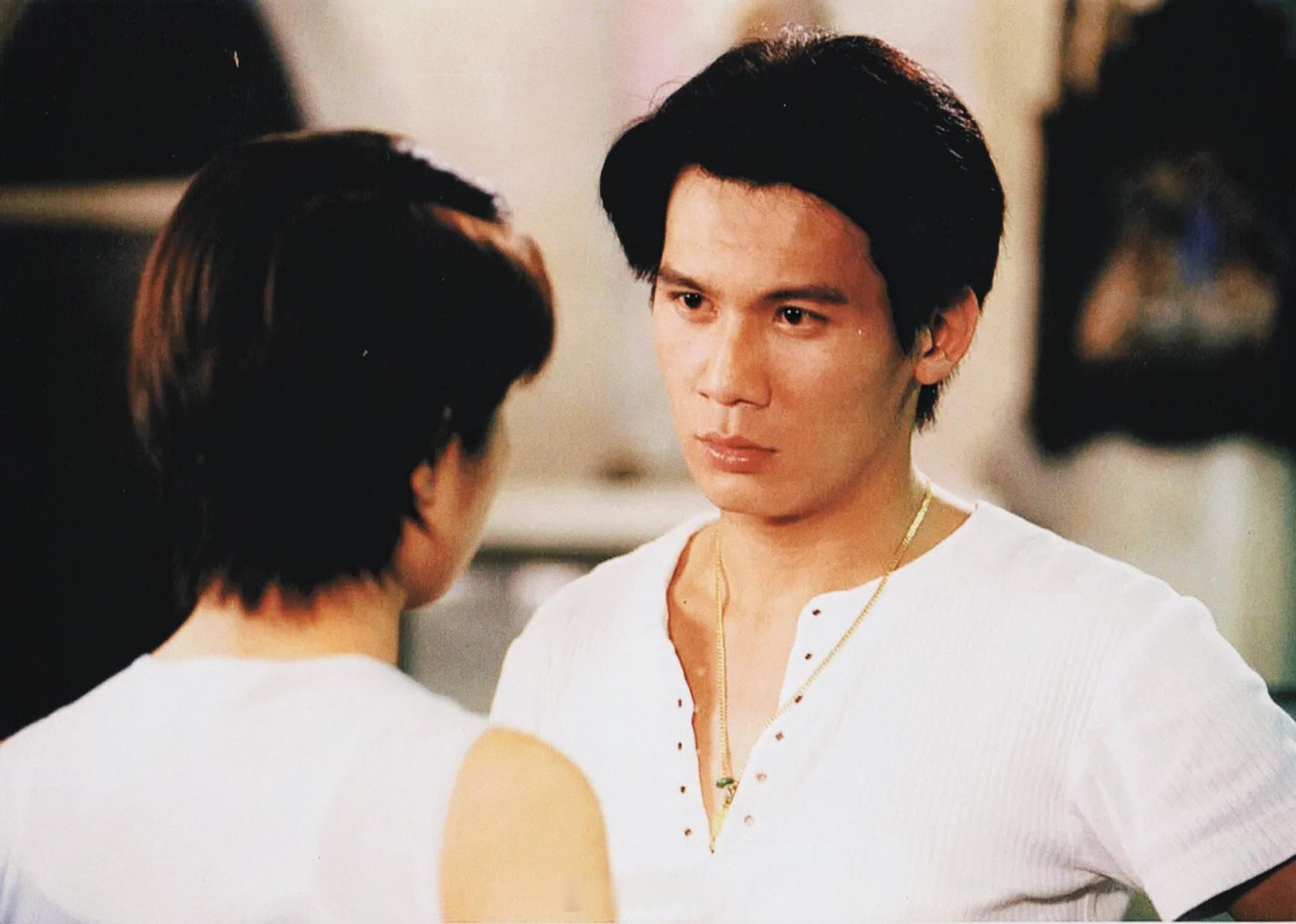 甄志强离世走好🕯️,又是熟悉的演员离世的消息,每次看到都很难过💔,不得不面