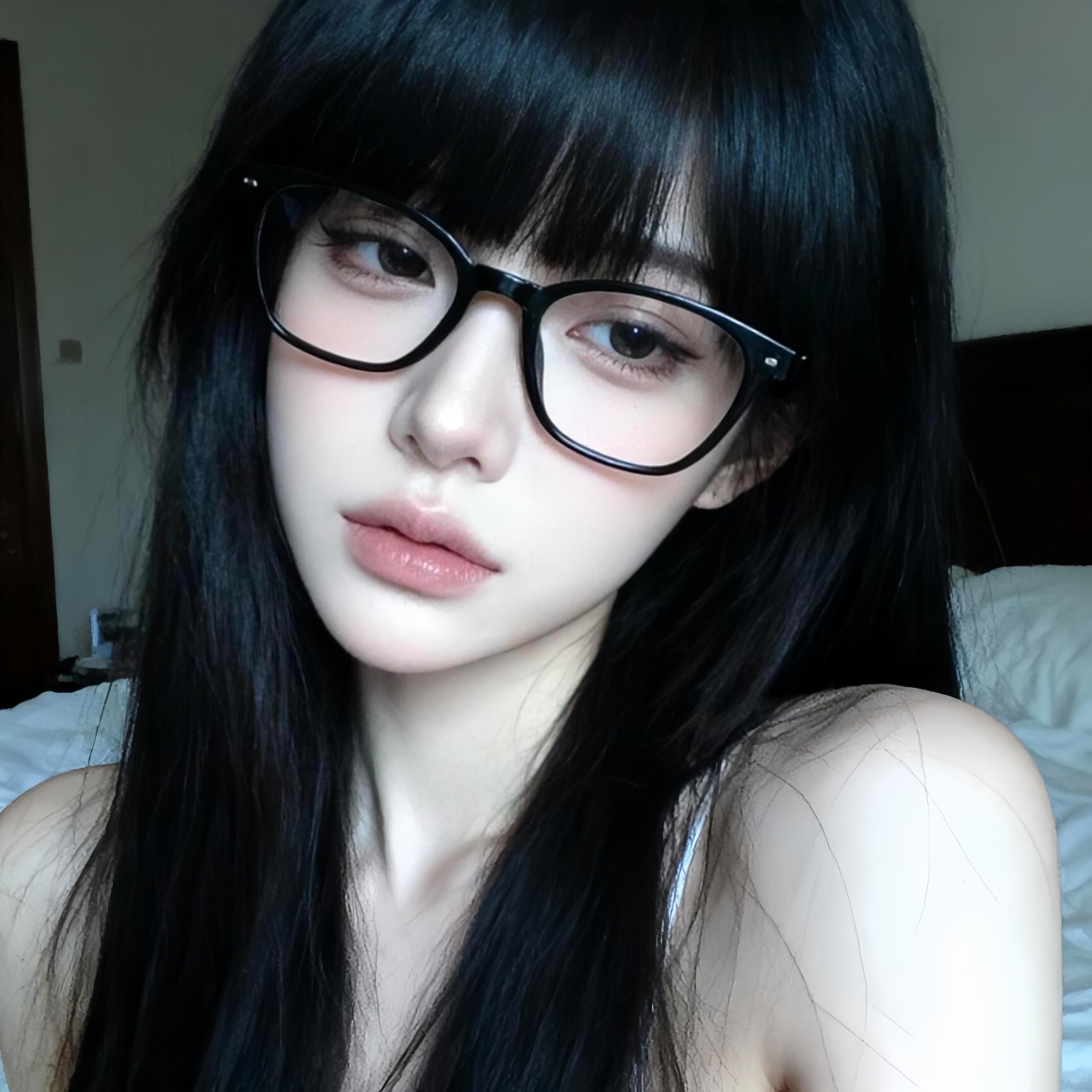 𝙒𝙚𝘾𝙝𝙖𝙩｜女生头像｜头像分享｜无水印图源网络侵删