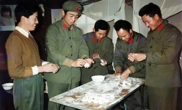 司务长是副排级吗？75年我当兵的时候，司务长是副连长兼任的，大家都说司务长是班