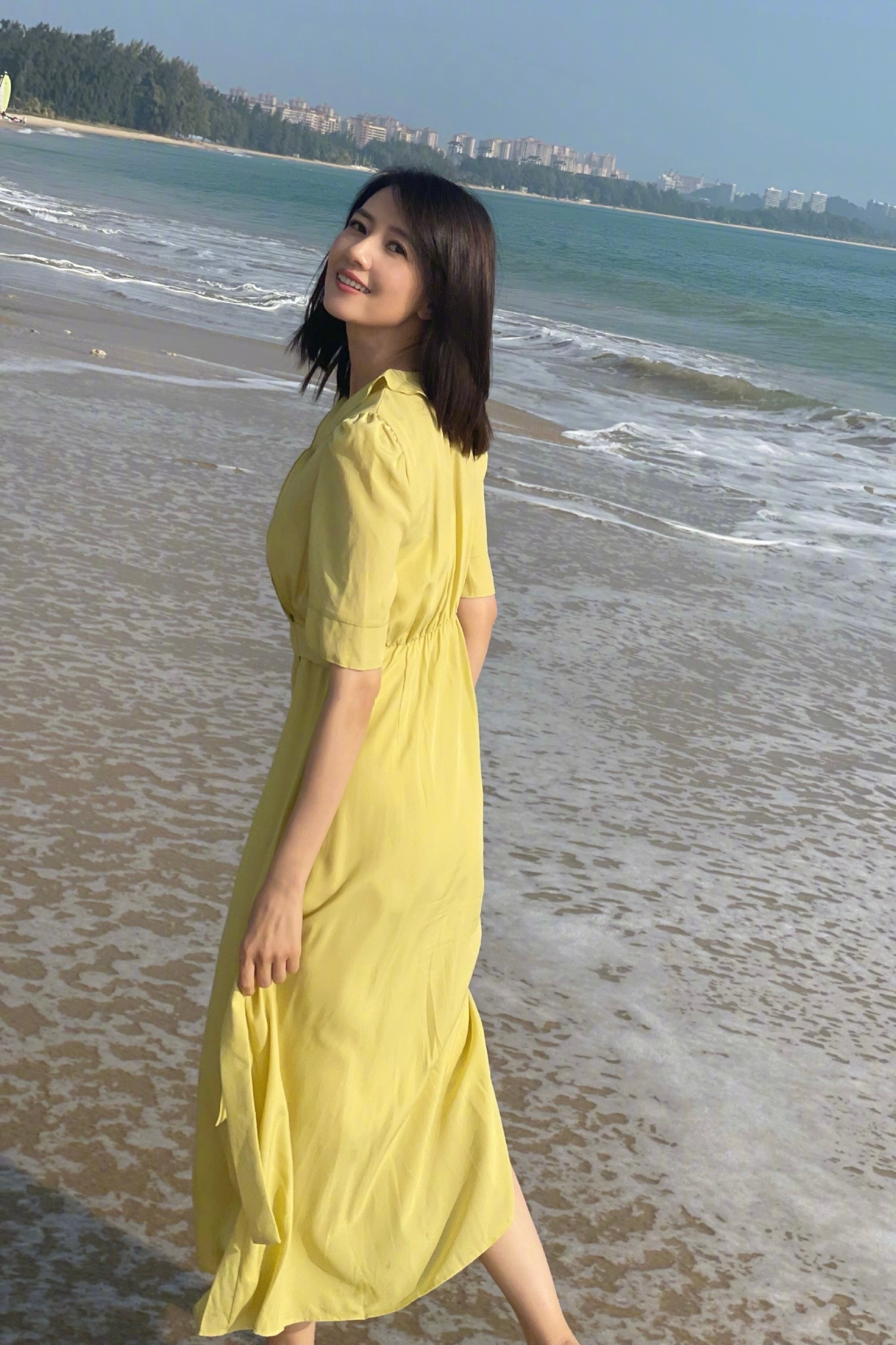 高圆圆穿搭美图集：好优雅柔美的姐姐。高圆圆