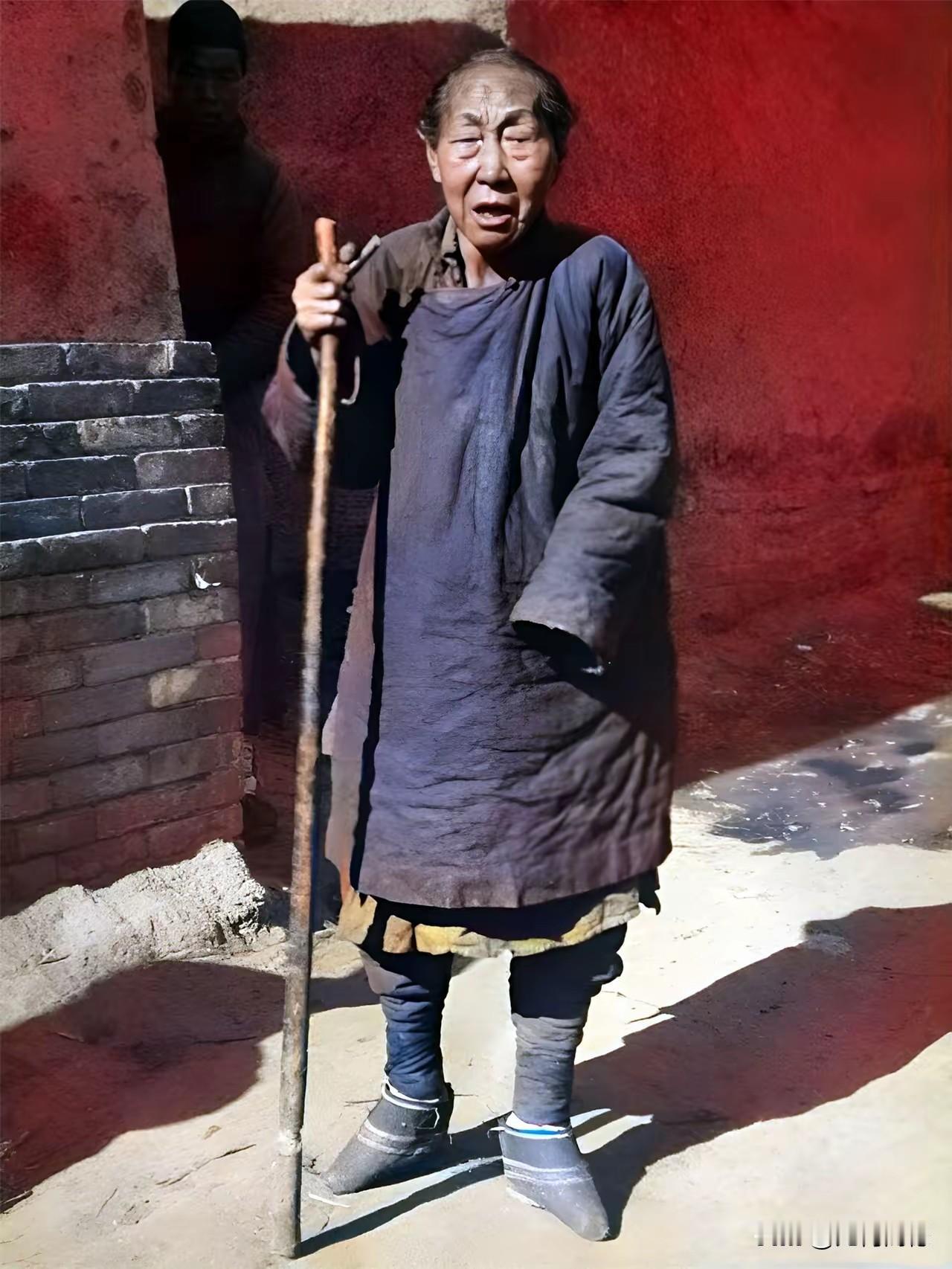 看到过去这些老照片，更加珍惜现在的幸福生活，个人觉得，从有历史记载以来到现在，中