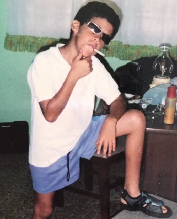 “坏兔兔”BadBunny童年照🐰