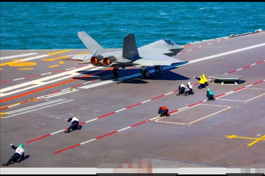 印度又盯上了我们的电磁弹射？去年九月印度国防部甩出一份国防现代化路线图，拍板要搞