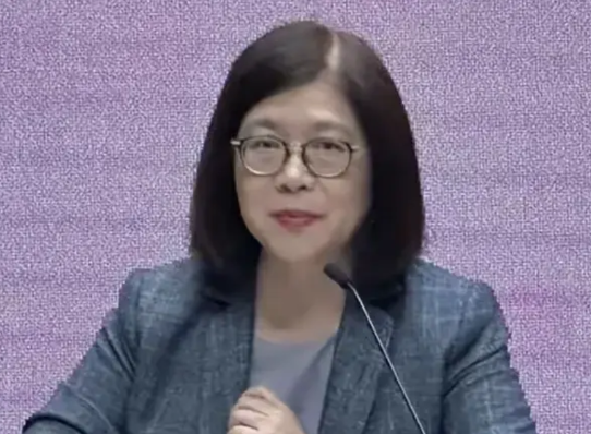 台独分子管碧玲实在是狂妄至极，台湾地区海委会主委管碧玲狂妄放肆地宣称，她率领团队