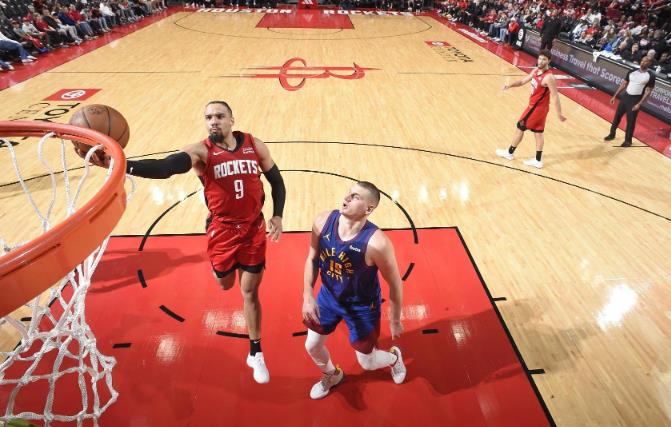 火箭旧将杰伦·格林现在因为受伤，可能会缺阵4~5周的时间，之后他还需要通过检查才