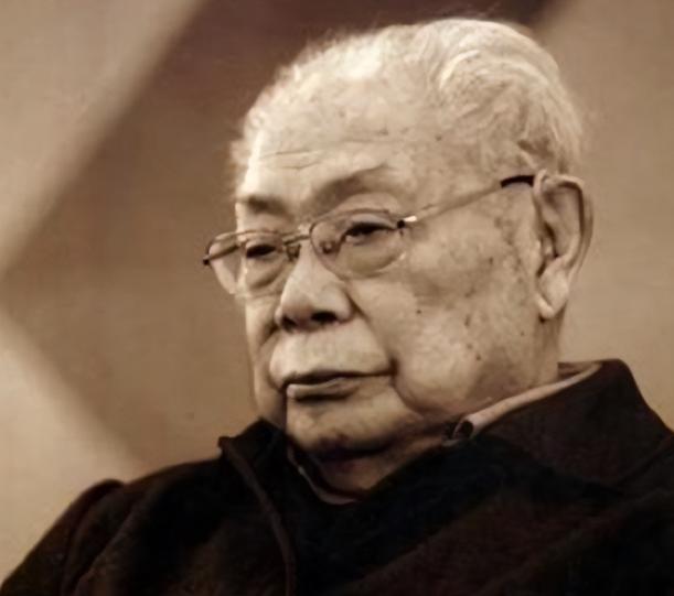 妻子被枪杀，刚出生的女儿下落不明，他苦找20年，叛徒出卖，特务追杀，九死一生逃出