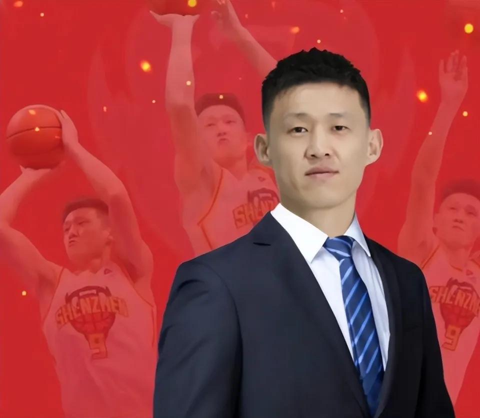 重磅！周鹏确定以助理教练身份回归广东宏远，"落叶归根"辅佐新帅！