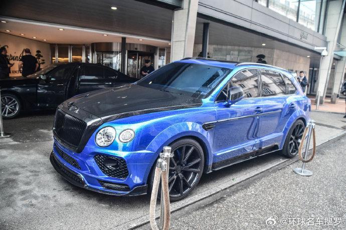 宾利BentleyMansoryBentayga，颜色太漂亮了！汽车