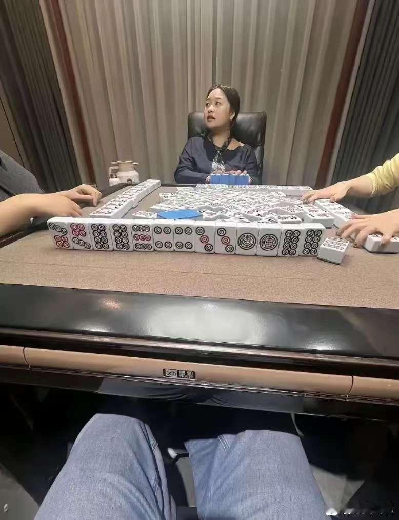 这把牌能不能赢一顿饭钱[赞]