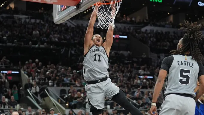 常规赛收官战，马刺以118-128不敌掘金。赛后，卡特-布莱恩特接受了采访。