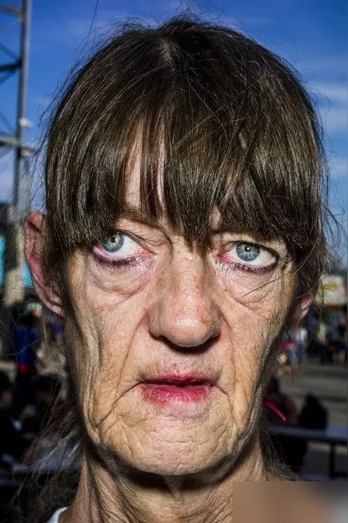 皇马7000万欧天才后卫赫伊森，竟然公然转发辱华内容，而皇马的回应，竟是“中国特