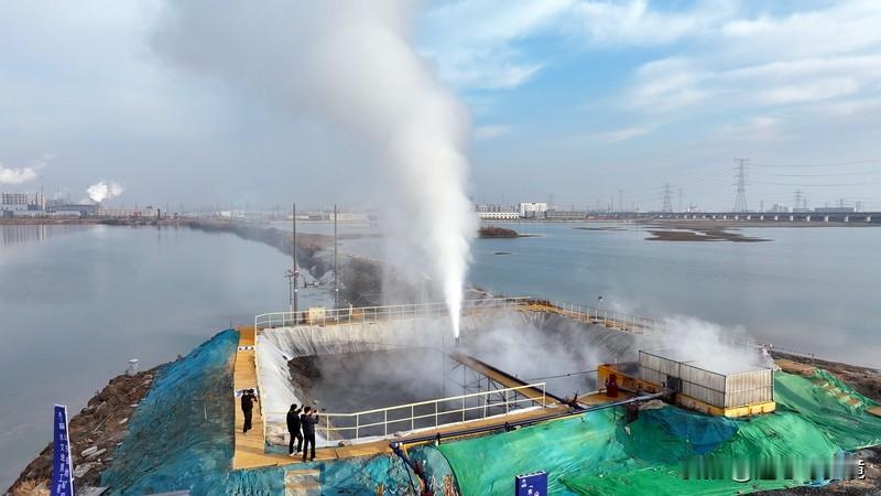 东营地下4000米发现沸腾热水库家人们，山东东营有大发现！1月9日，山东省政府