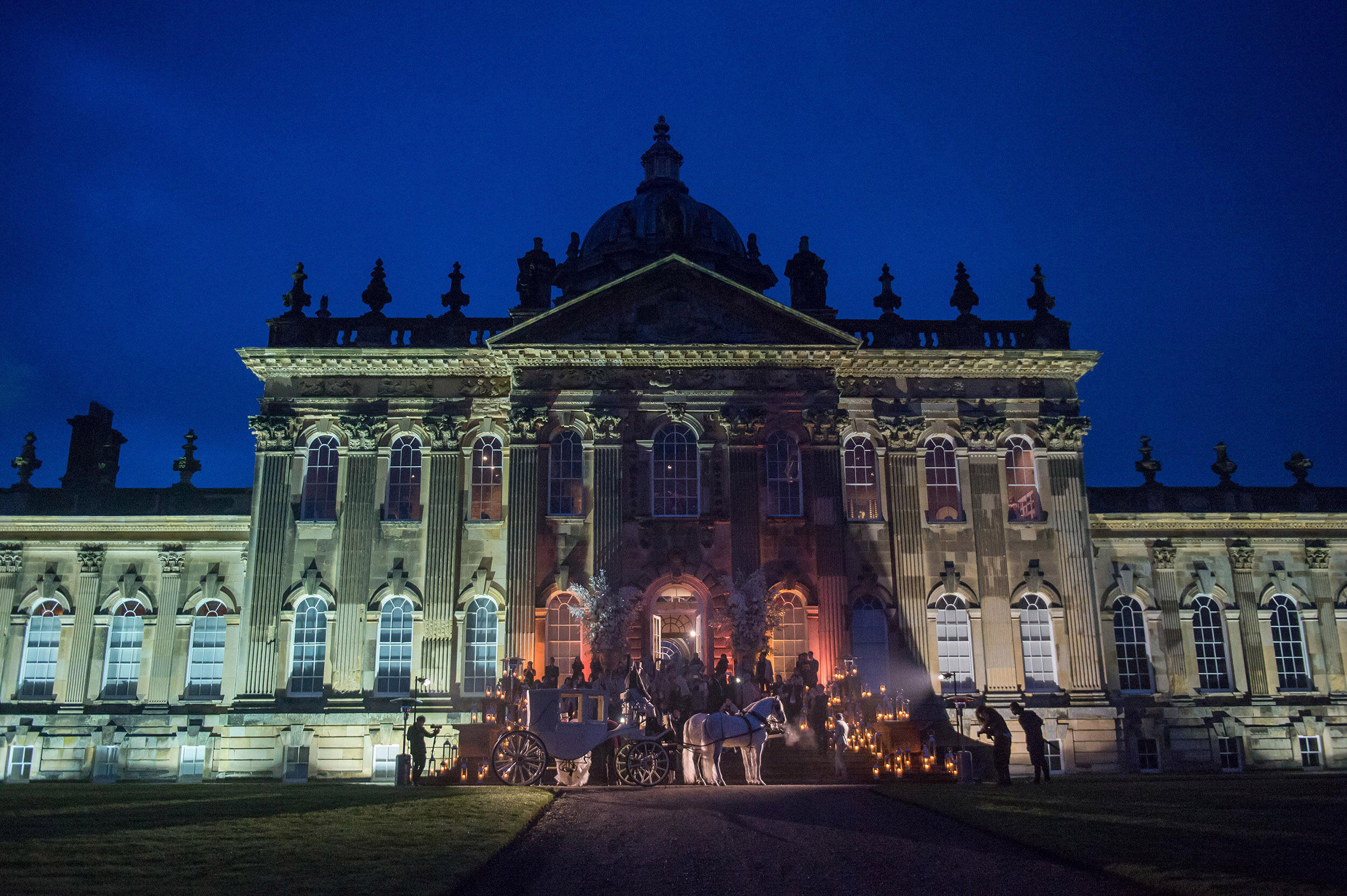 周杰伦珍藏10年求婚昆凌影片首度曝光单膝下跪画面超梦幻周杰伦求婚视频周杰伦新