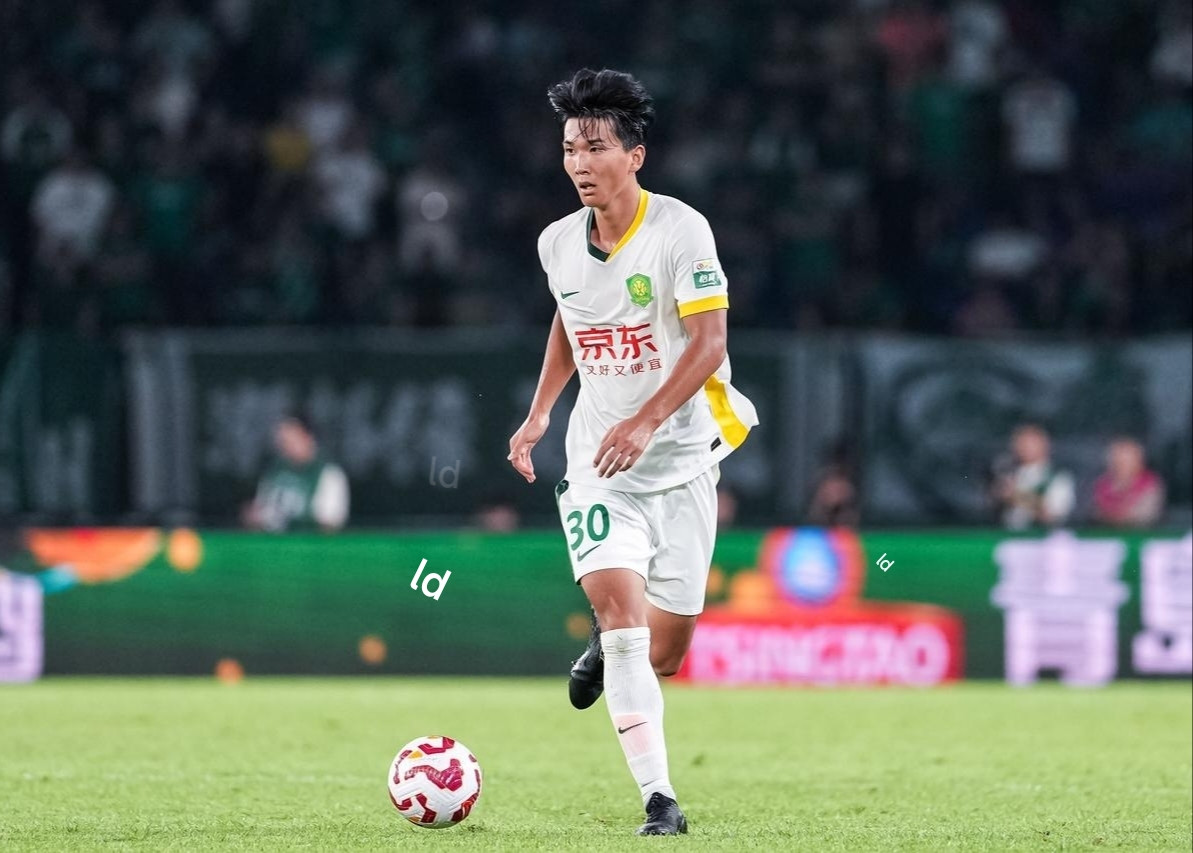 范双杰需要更多进步！本赛季至今，范双杰仅为北京国安出场4次，其中，3次中超替