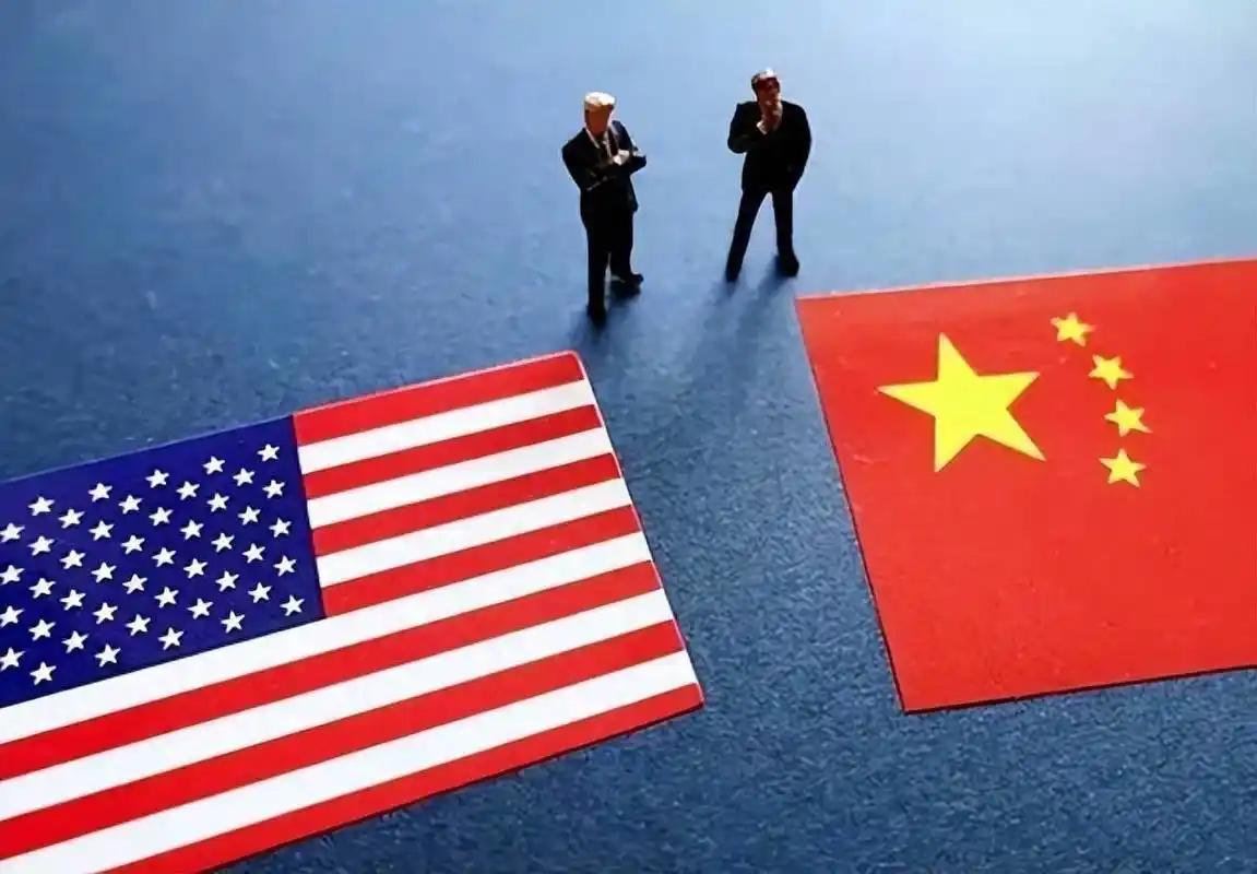 为何中国不希望美国倒下？说出来可能不信，要是美国真完蛋了，中国可就头疼了。这么说