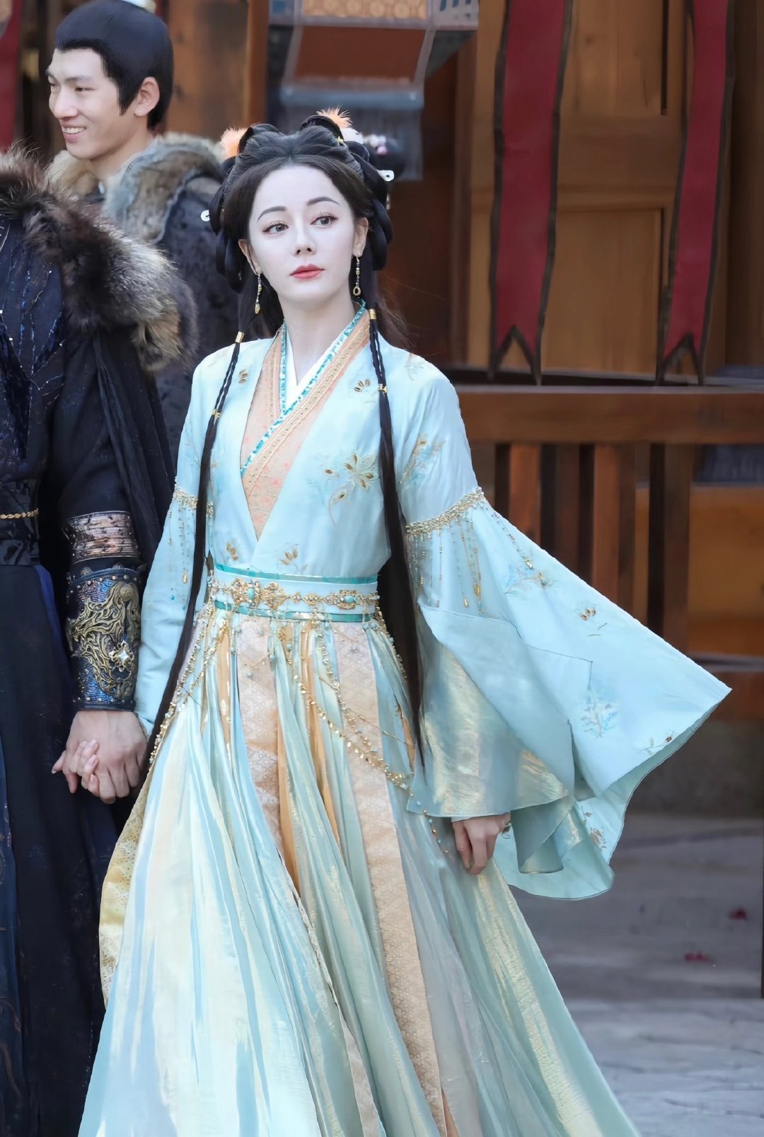 卢昱晓怎么比迪丽热巴更灵动啊？