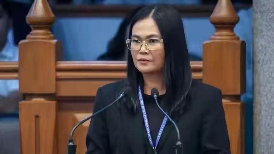 希拉·西松作为菲律宾副总统莎拉·杜特尔特弹劾案的辩方首席律师，9月23日开场发言