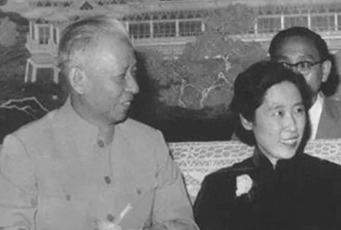 刘少奇上庐山后立刻前往小梅别墅，彭毓炎好奇：这么急，为什么？“6月29日一早，