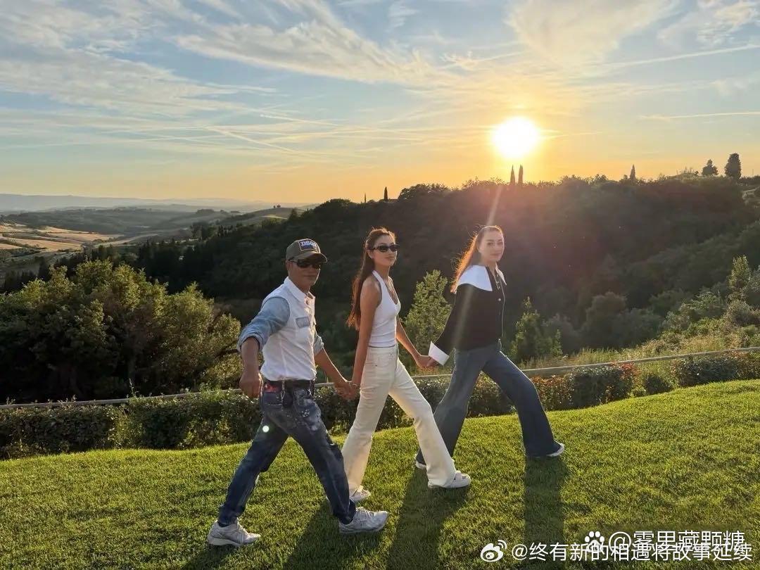 任达华的女儿长大了好漂亮，最美星二代，继承了妈妈的美貌，一家三口好幸福啊。