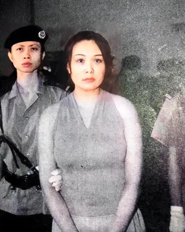 1999年，警方捣毁了位于北京亚运村“七号别墅”的特大“淫窝”。然而，组织者的身