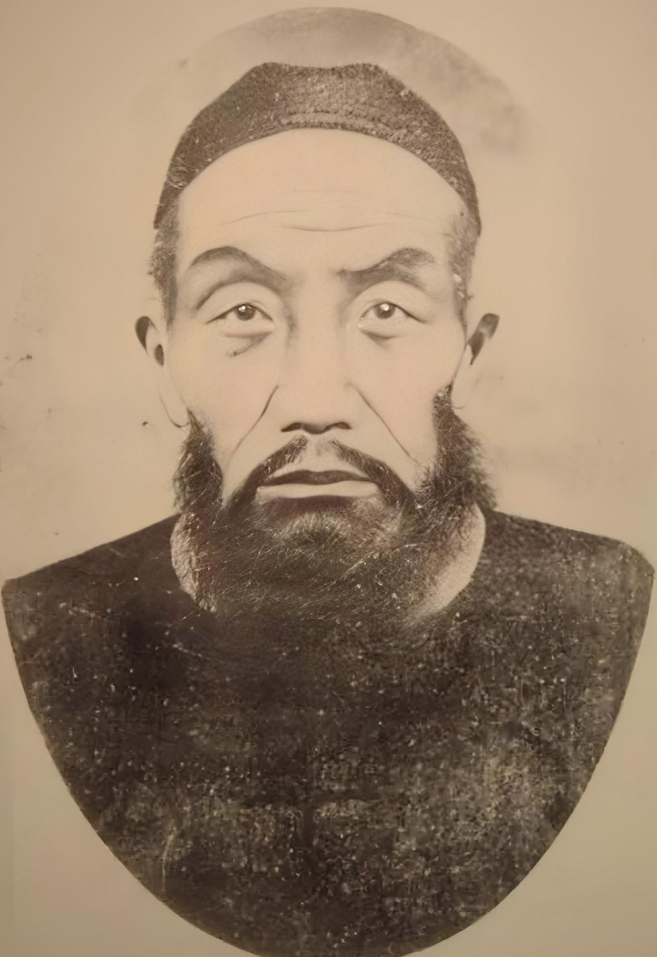 曾国藩为什么不造反？不想造反吗？当然不是！曾国藩不造反，并非心里不想，而是多方面
