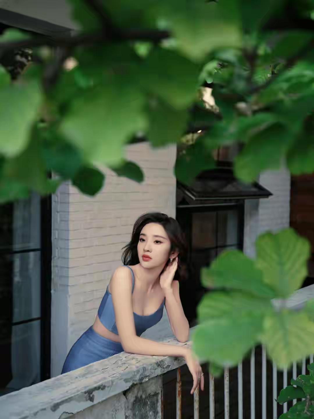 唐艺昕真心话茶局