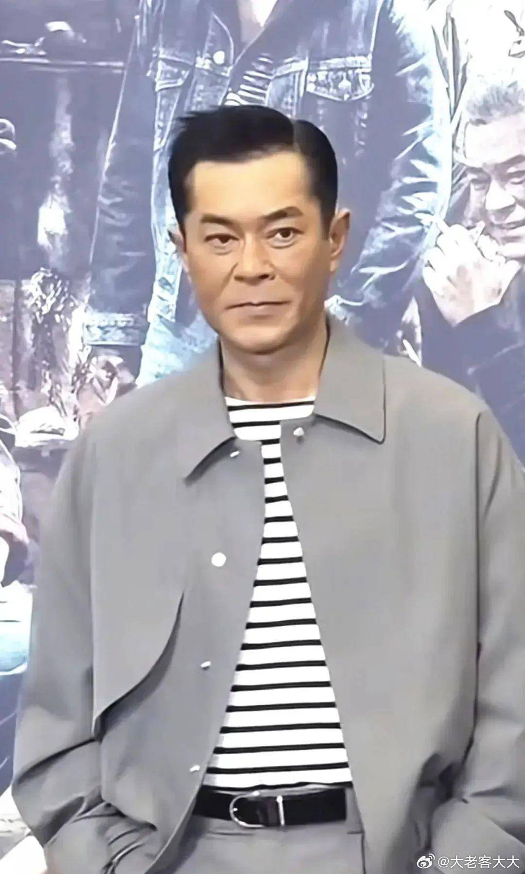杨过：“龙儿，你的面貌一点也没变，但我的样子却老了许多。”​